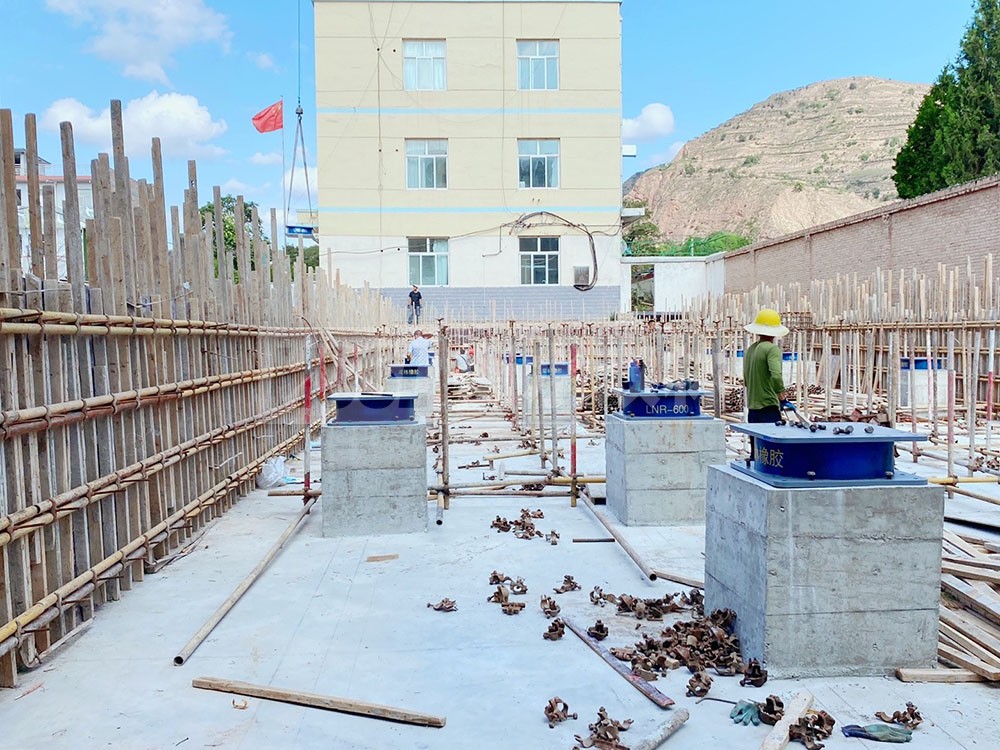 LNR1300天然隔震支座厂家电话
