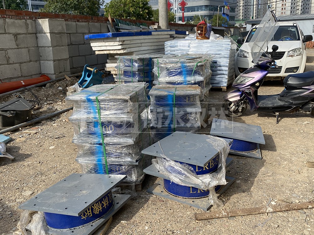 建筑高阻尼橡胶隔震支座HDR600生产厂家